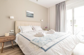 A14 Sunny & chic 2Room apartment near Plaka & Parthenon
